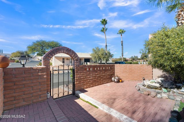 2811 S Camino Godoy, Green Valley, AZ 85622