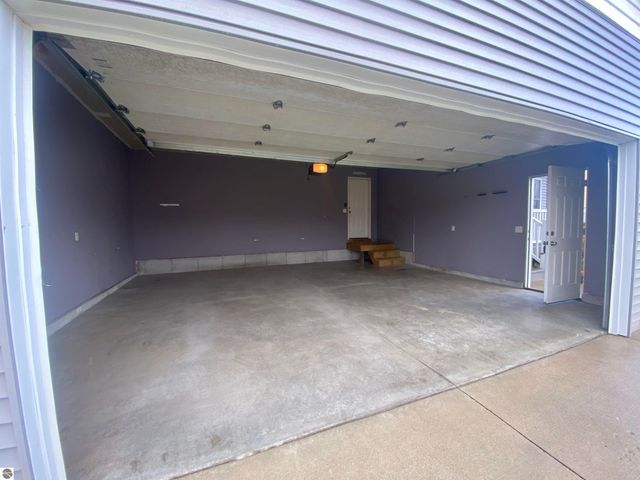 1179 Umber Drive, Traverse City, MI 49696