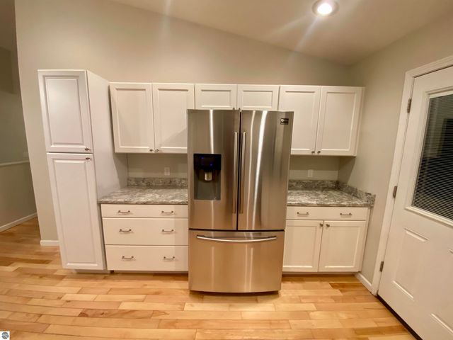 1179 Umber Drive, Traverse City, MI 49696