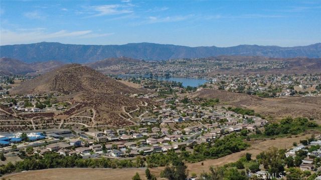 28740 SE Williams Drive, Menifee, CA 92587
