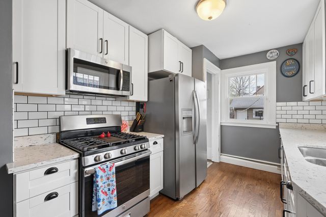 2043 Stanford Avenue, Saint Paul, MN 55105