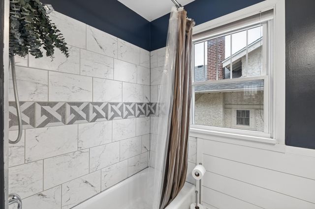 2043 Stanford Avenue, Saint Paul, MN 55105