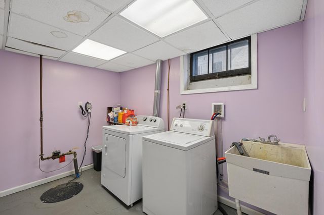 2043 Stanford Avenue, Saint Paul, MN 55105