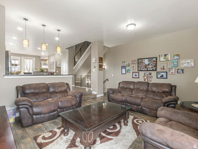 4586 W VERMILLION DR, South Jordan, UT 84009