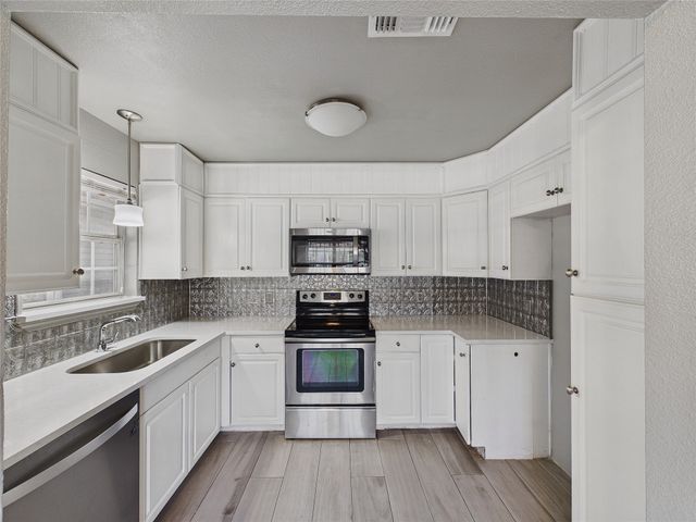 901 Anthony Street, Mckinney, TX 75069