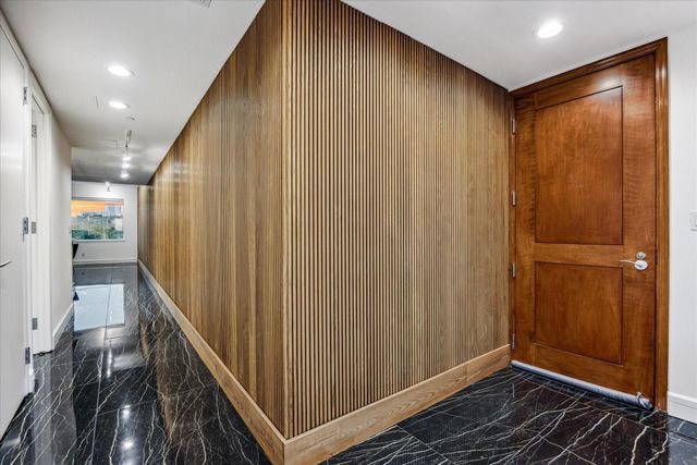 901 W 9th ST 401, Austin, TX 78703
