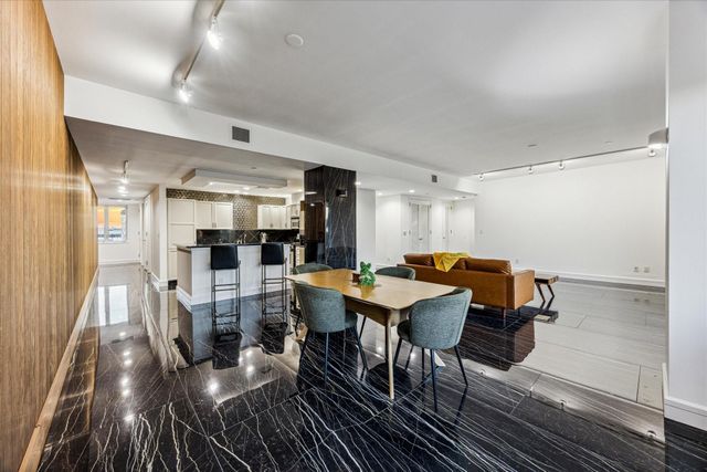 901 W 9th ST 401, Austin, TX 78703