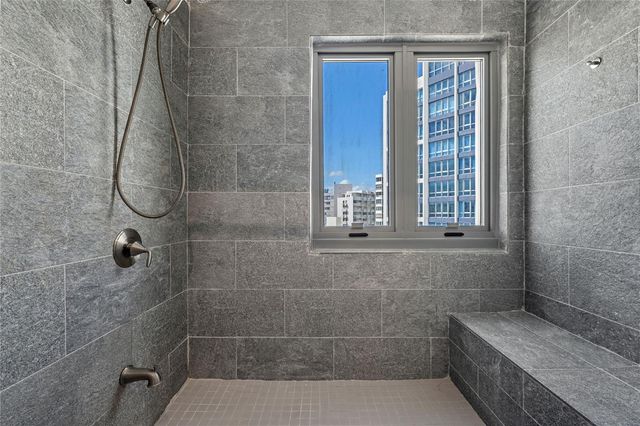 1102 Avenida Ashford CONDADO CENTER 7B, San Juan, PR 00907