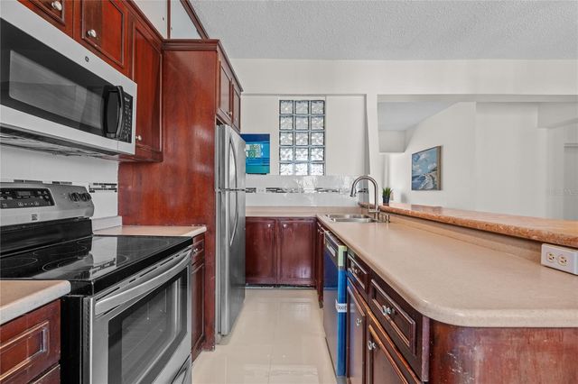 1102 Avenida Ashford CONDADO CENTER 7B, San Juan, PR 00907