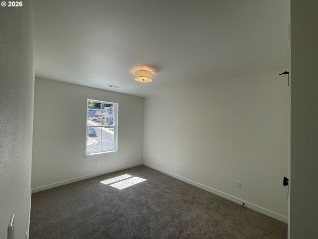 20761 Ne Thompson Ter, Fairview, OR 97024