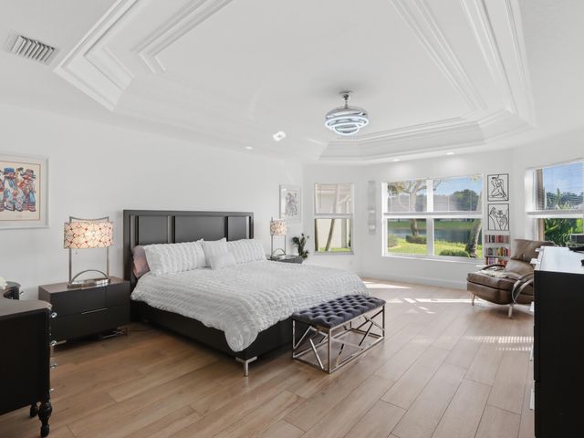 6839 Fiji Circle, Boynton Beach, FL 33437