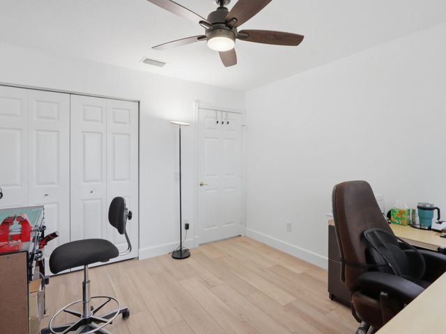 6839 Fiji Circle, Boynton Beach, FL 33437