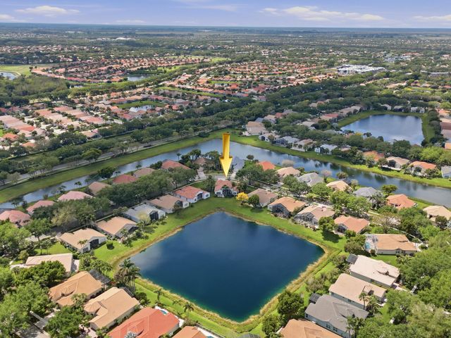 6839 Fiji Circle, Boynton Beach, FL 33437