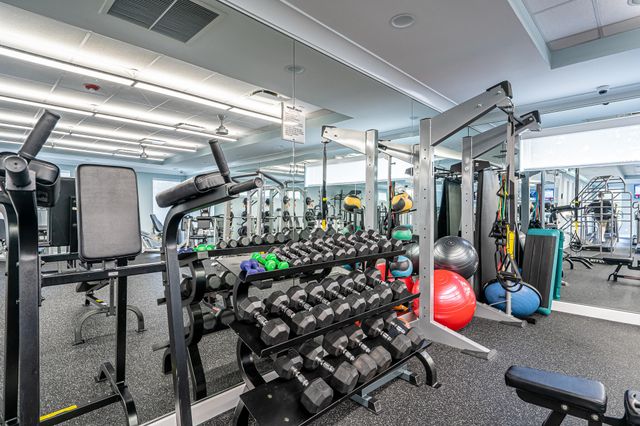 6839 Fiji Circle, Boynton Beach, FL 33437