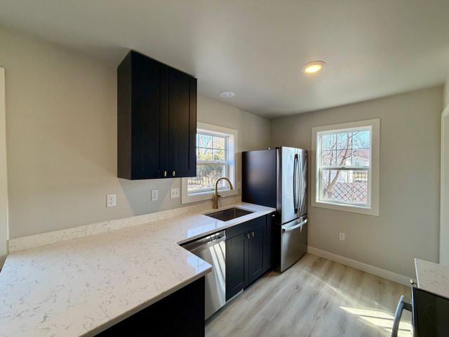 1320 6th Avenue N, Moorhead, MN 56560