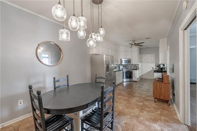 4406 CHARLESTON Circle 15, Alexandria, LA 71303