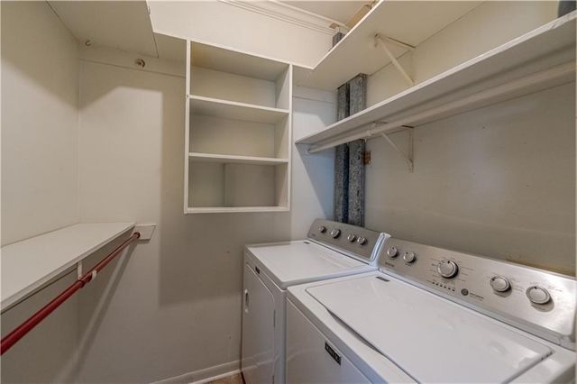 4406 CHARLESTON Circle 15, Alexandria, LA 71303