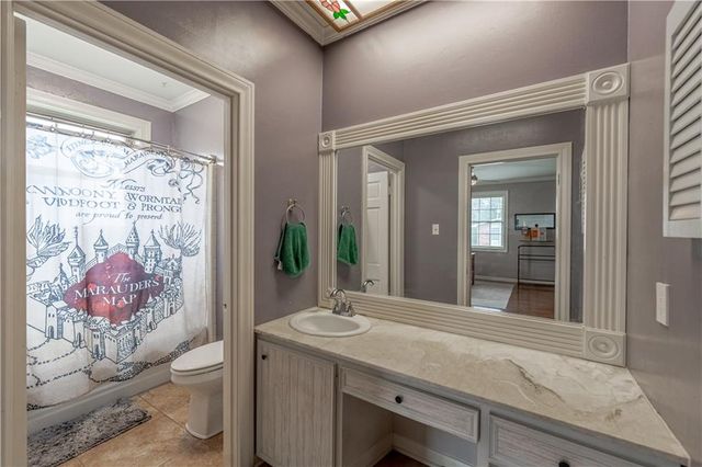 4406 CHARLESTON Circle 15, Alexandria, LA 71303