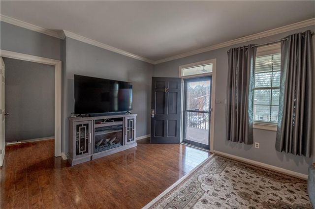 4406 CHARLESTON Circle 15, Alexandria, LA 71303