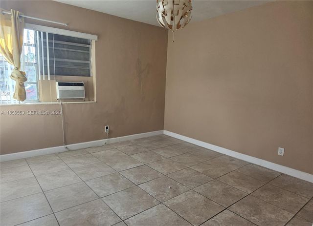 163 NW 18th Court, Miami, FL 33125