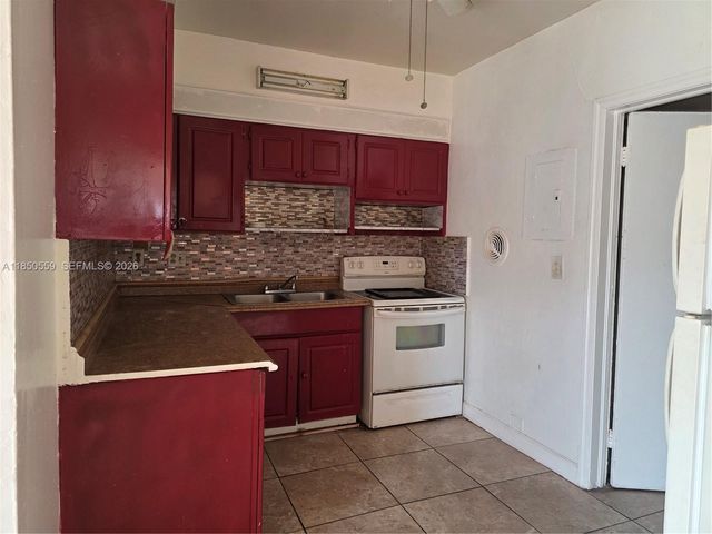 163 NW 18th Court, Miami, FL 33125