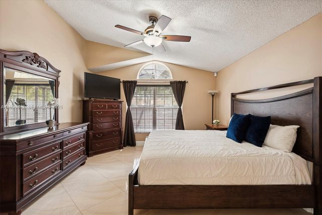 1350 NW 129th Ave, Sunrise, FL 33323