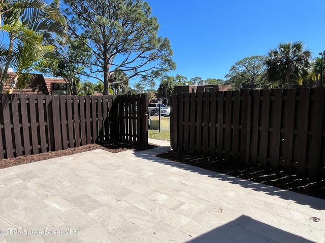 1717 Erin Court NE, Palm Bay, FL 32905