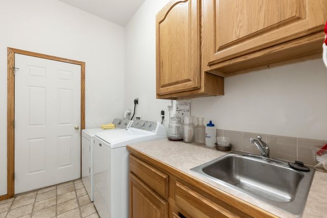 2810 N Beacon Hill Street, Wichita, KS 67220
