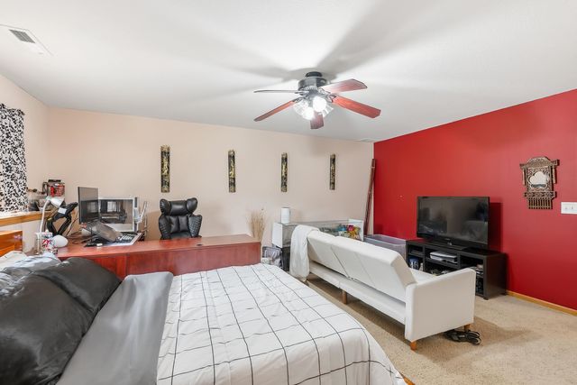 2810 N Beacon Hill Street, Wichita, KS 67220
