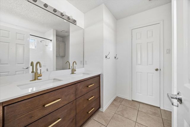 3204 Blazing Star TRL, Cedar Park, TX 78613