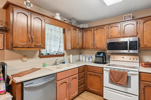 944 Moore Street S, Sulphur Springs, TX 75482