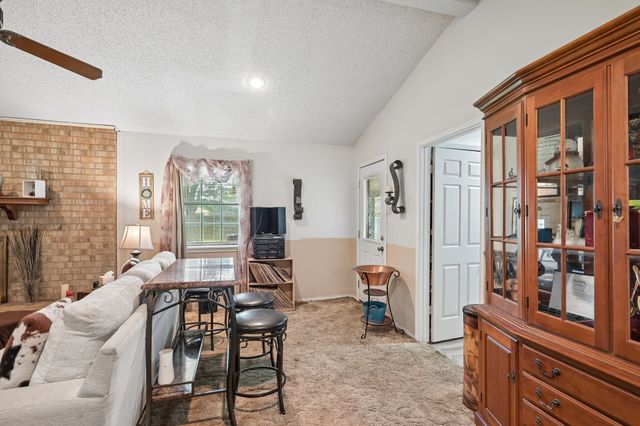 944 Moore Street S, Sulphur Springs, TX 75482