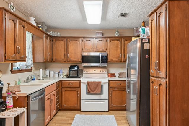 944 Moore Street S, Sulphur Springs, TX 75482