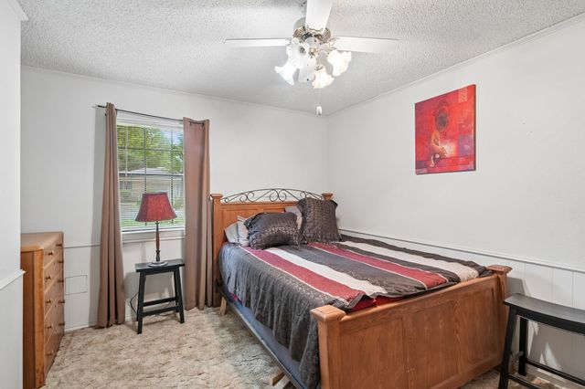 944 Moore Street S, Sulphur Springs, TX 75482