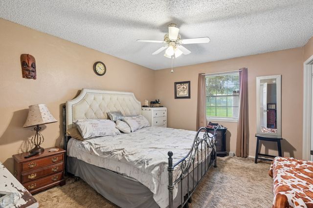 944 Moore Street S, Sulphur Springs, TX 75482