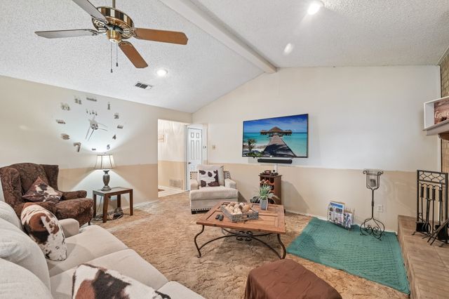 944 Moore Street S, Sulphur Springs, TX 75482