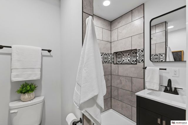 1819 Binney Street, Omaha, NE 68110