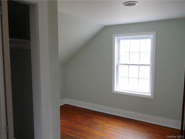 77 N Phillips Avenue, Speonk, NY 11972