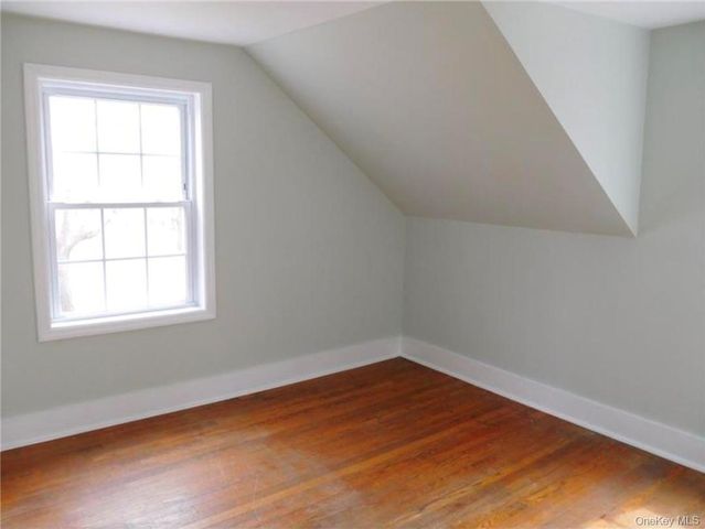 77 N Phillips Avenue, Speonk, NY 11972