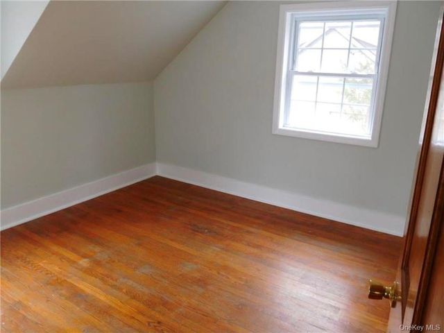 77 N Phillips Avenue, Speonk, NY 11972