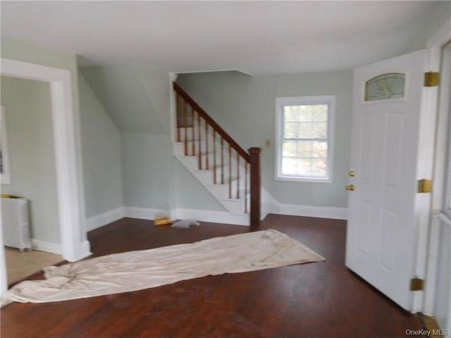 77 N Phillips Avenue, Speonk, NY 11972