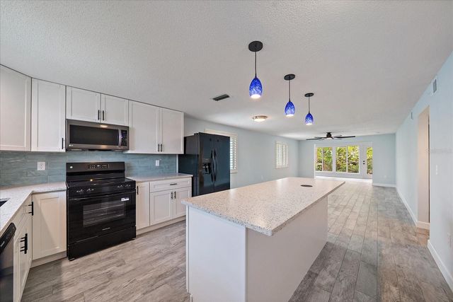 730 SPANISH DRIVE S 99, Longboat Key, FL 34228