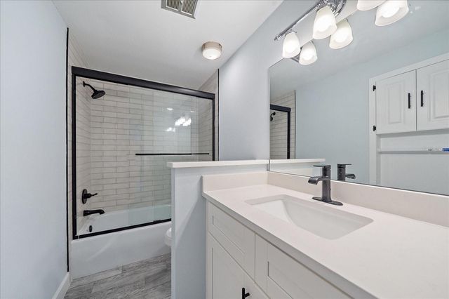 730 SPANISH DRIVE S 99, Longboat Key, FL 34228