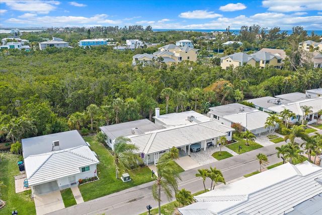 730 SPANISH DRIVE S 99, Longboat Key, FL 34228