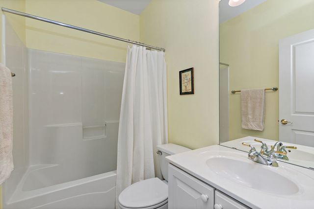 12801 Green Meadow Avenue, Huntley, IL 60142