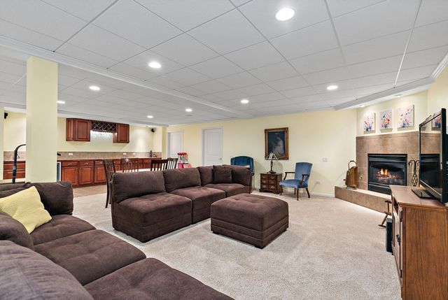 12801 Green Meadow Avenue, Huntley, IL 60142