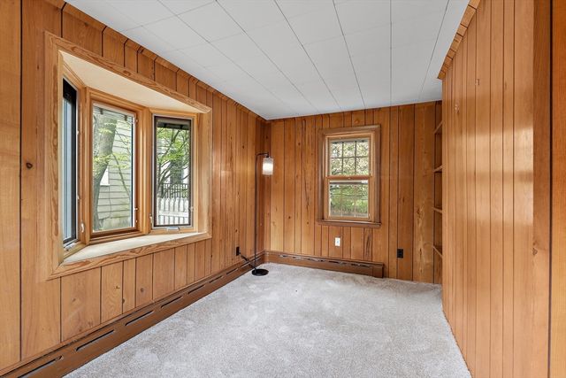 12 Vinewood Rd, Milton, MA 02186