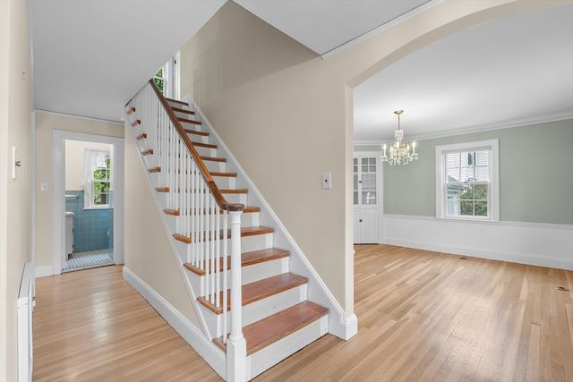 12 Vinewood Rd, Milton, MA 02186