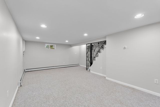 12 Vinewood Rd, Milton, MA 02186