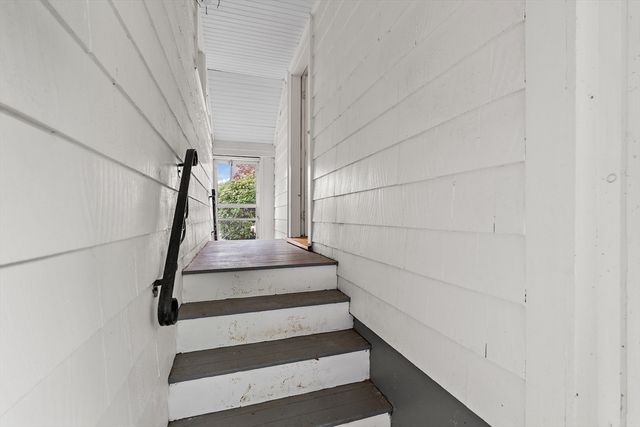 12 Vinewood Rd, Milton, MA 02186